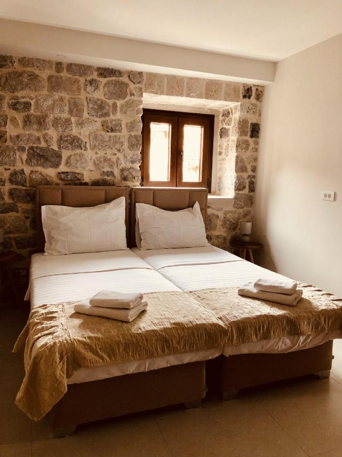 Guesthouse Giraffe Donja Lastva Exterior foto