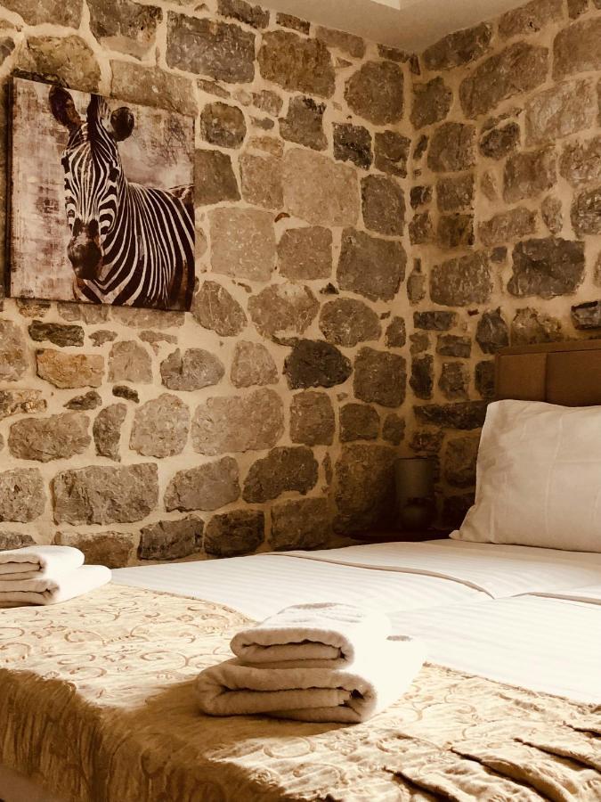 Guesthouse Giraffe Donja Lastva Exterior foto
