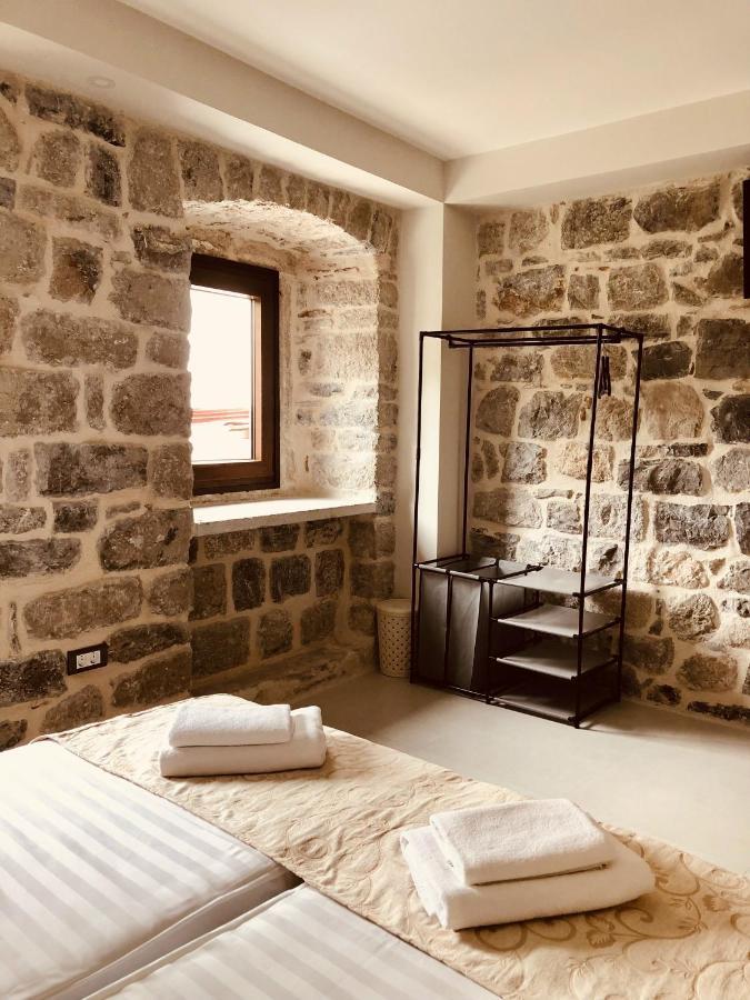 Guesthouse Giraffe Donja Lastva Exterior foto